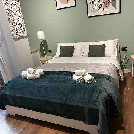 Pensjonat Ad 111 Coladirienzo - By Ad 4*